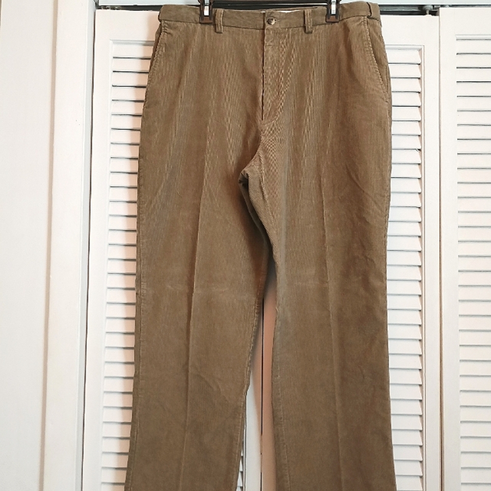 Haggar Brown Corduroy Pants for Business Casual (38/32)
